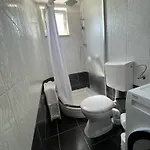 Matijas, 3 Bedroom With Terrace And Parking Apartmán *