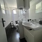 Apartmán Matijas, 3 Bedroom With Terrace And Parking *