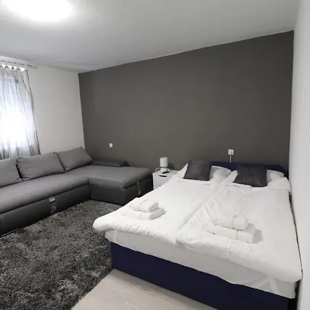 Apartman Matijas, 3 Bedroom With Terrace And Parking Split