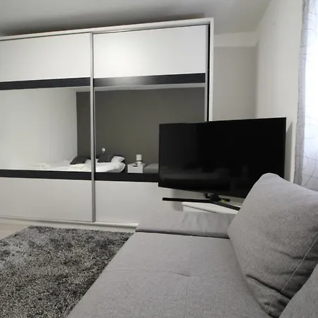 Apartmán Matijas, 3 Bedroom With Terrace And Parking Split